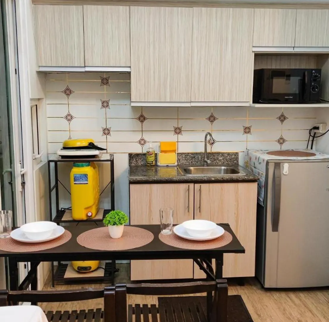 Cozy Studio Unit With Netflix In Alabang Manila 0*,
